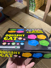 Load image into Gallery viewer, Sugar Squeeze Fortune Cat - A090